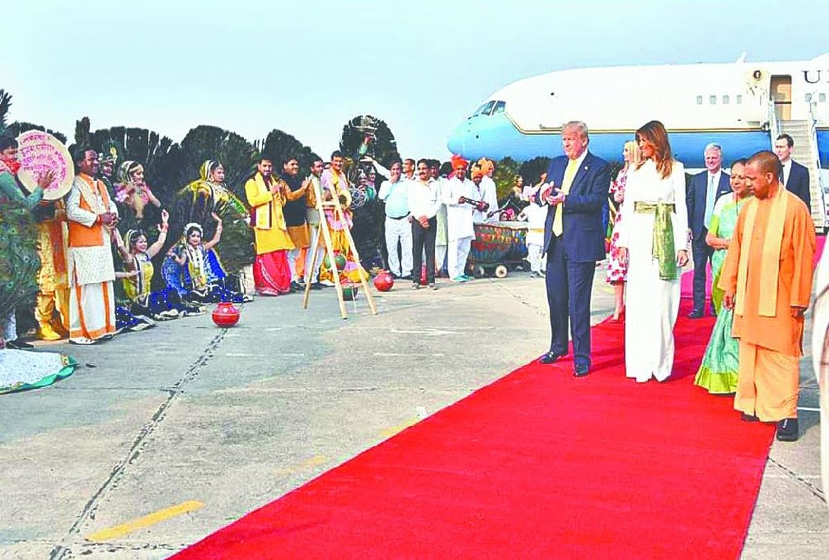 big reveals about four artists who came to welcome Donald Trump in agra