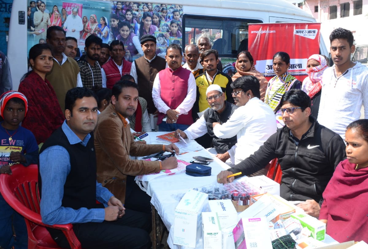 amarujala foundation organised health camp in turkamaanapur gorakhpur