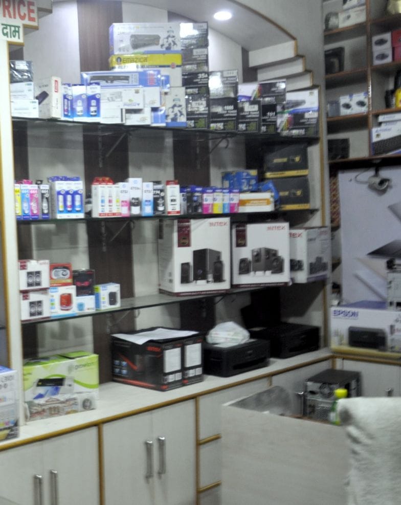 Fear of Corona, business becomes expensive