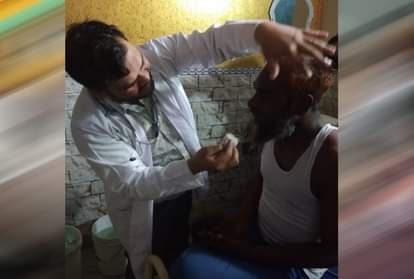 no Staff no bed yet Dr. Anwar treated to injured after delhi violence