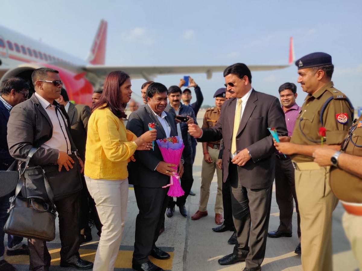 Mauritius President was stopped at Airport due to excess weight of luggage Varanasi