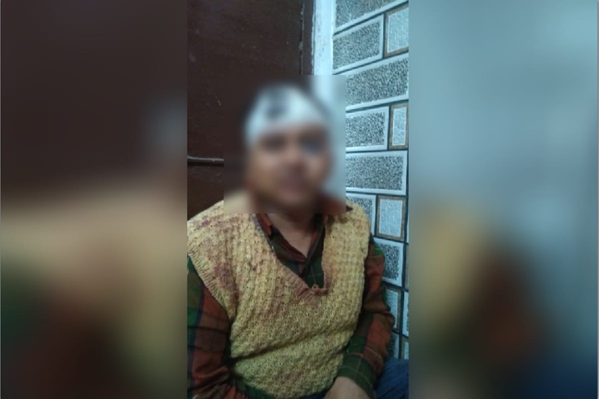 The villagers has beaten up a lover in Sardhana of Meerut city