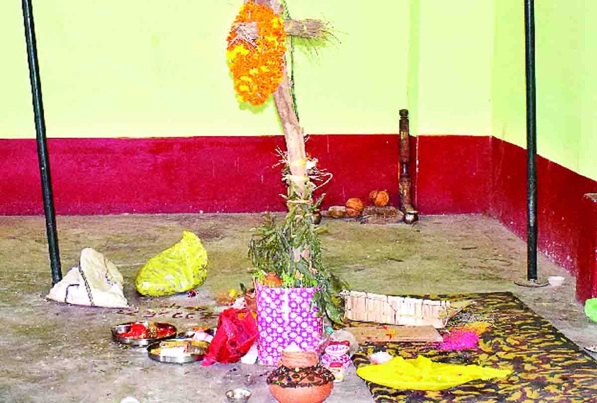 Bride refused to marry due to old jewelery