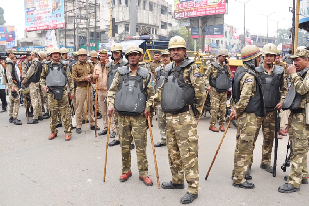 Police force will deployed for Jume ki Namaz in Deoband of Saharanpur due to Delhi violence