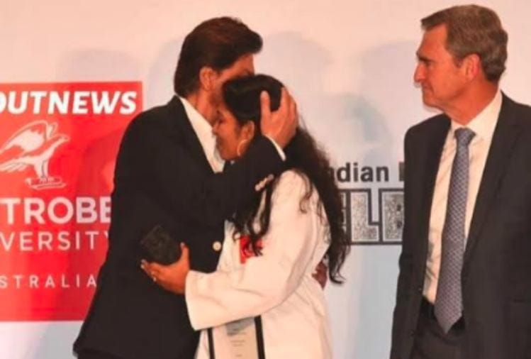 shahrukh khan gave law trobe scholarship to gopika kottantharayil for her work