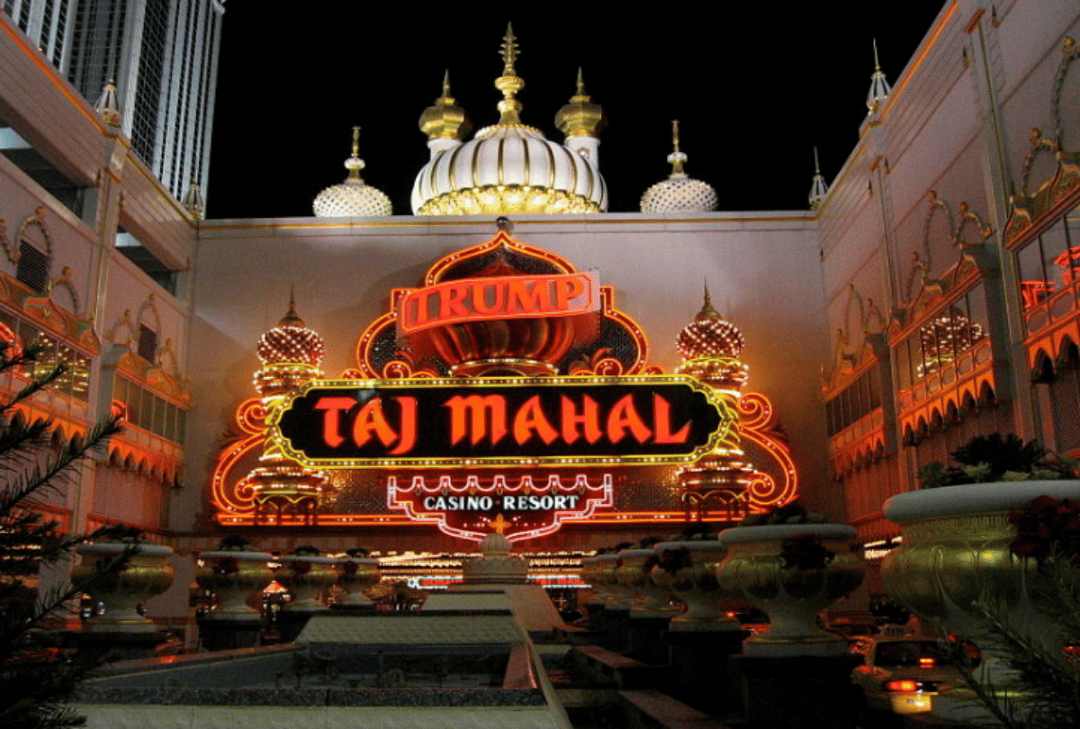 know about trump taj mahal knowm as Hard Rock Hotel & Casino Atlantic City
