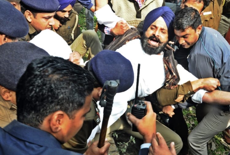 Punjab Budget 2020: High voltage drama by Akali dal MLAs