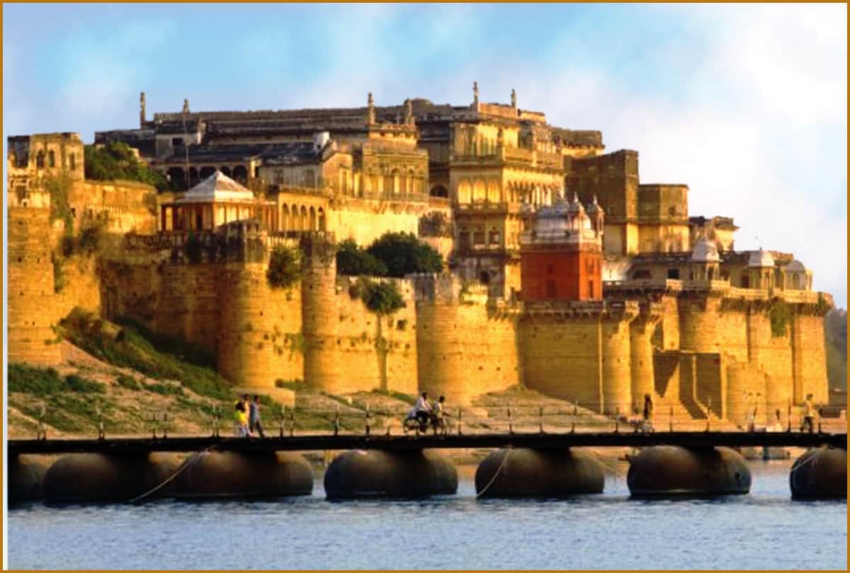 Explore the ancient fort at Chunar in Mirzapur uttar pradesh tourism