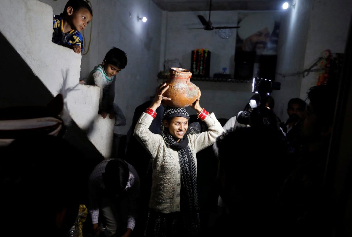 Delhi Violence face of humanity when muslim brothers arranged marriage ceremony of hindu sister
