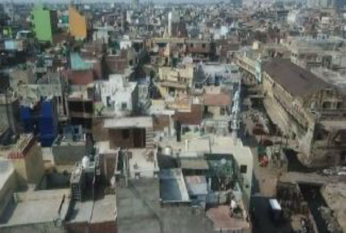 tight security in agra on juma ki Namaj