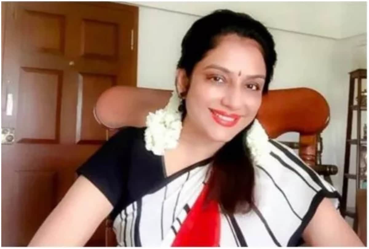Tamil actress Gayatri Sai file complaint against pizza delivery boy sharing number on adult groups