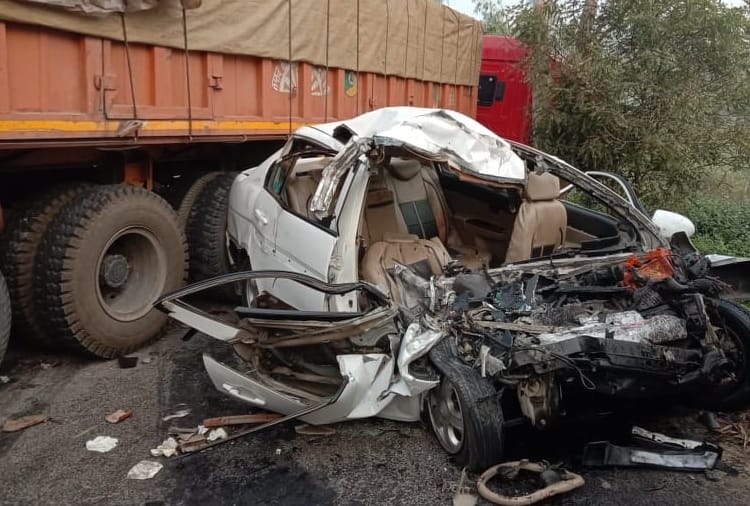 Road accident at Dasuha of Punjab, four person died