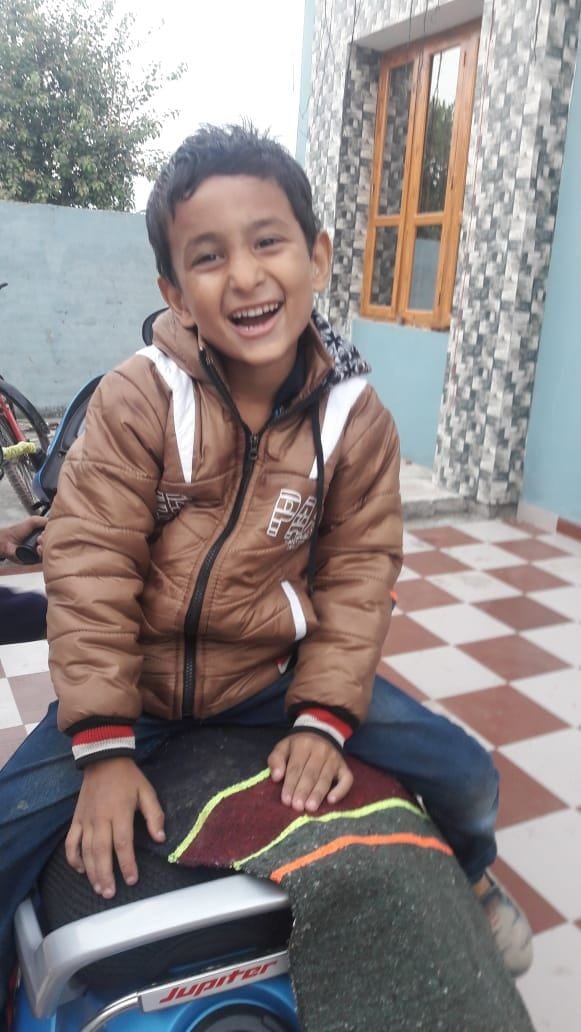 Child dies after falling in water tank