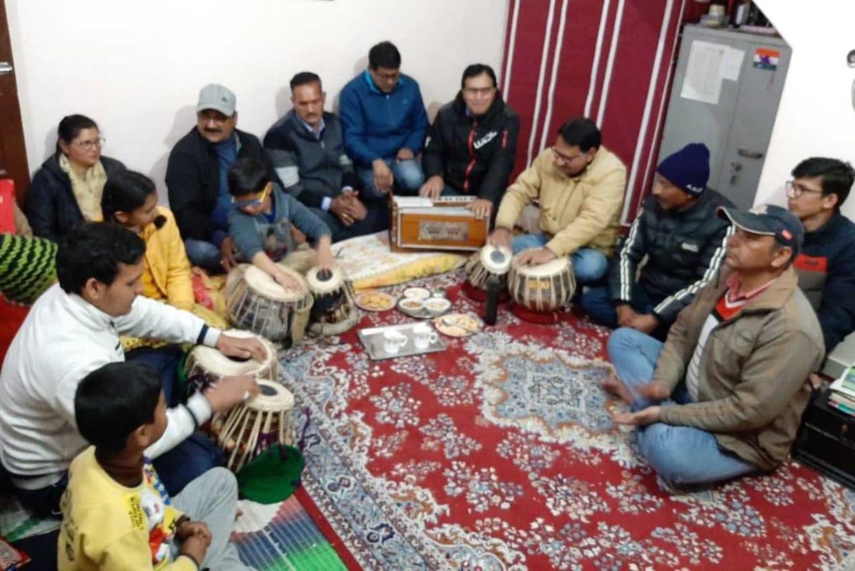 ganapati ko bhajale rasik vo to aadi kahaave...