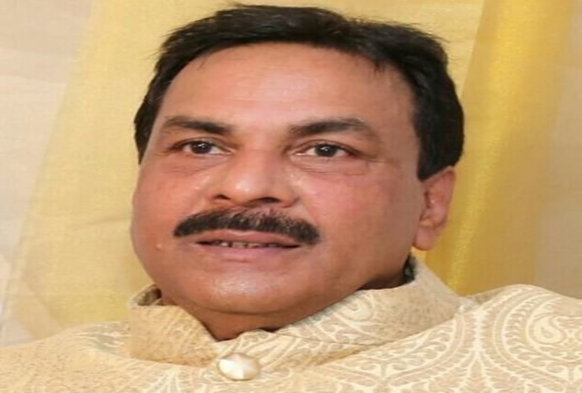 Maha Vikas Aghadi leaders discuss Dec 17 protest plan against Eknath Shinde BJP government