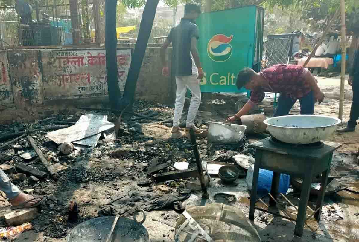 fire broke out in the shop due to leakage in the gas cylinder