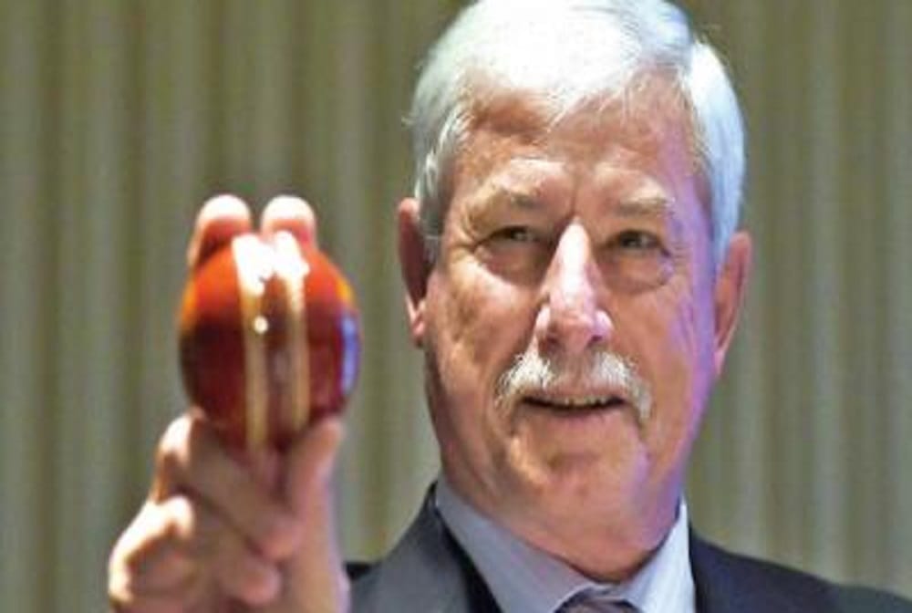 Sir Richard Hadlee says T20 can not survive without Test cricket