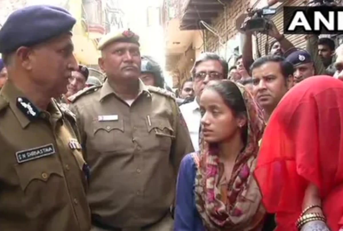 Who is SN Shrivastava new police commissioner of Delhi know all about him bust match fixing in IPL