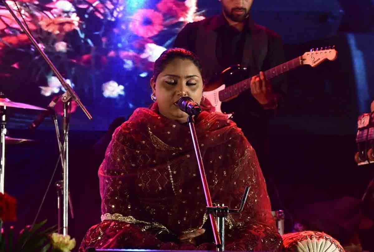 Nooran Sisters Performance, Army Organized Sufi Festival to show youth talent