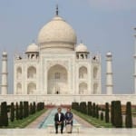 डायना बेंच पर बैठकर खिंचवाया फोटो