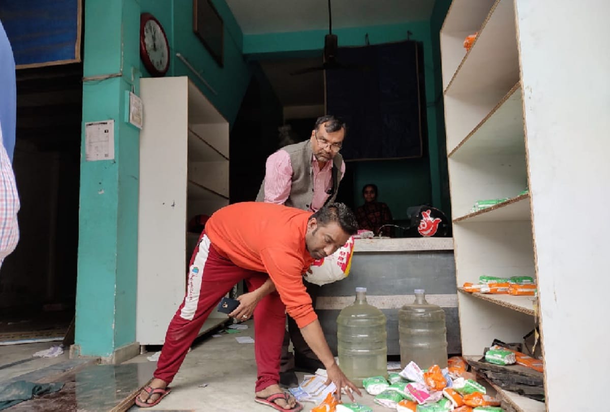 Hindu-Muslim partner shop also set ablaze in delhi violence