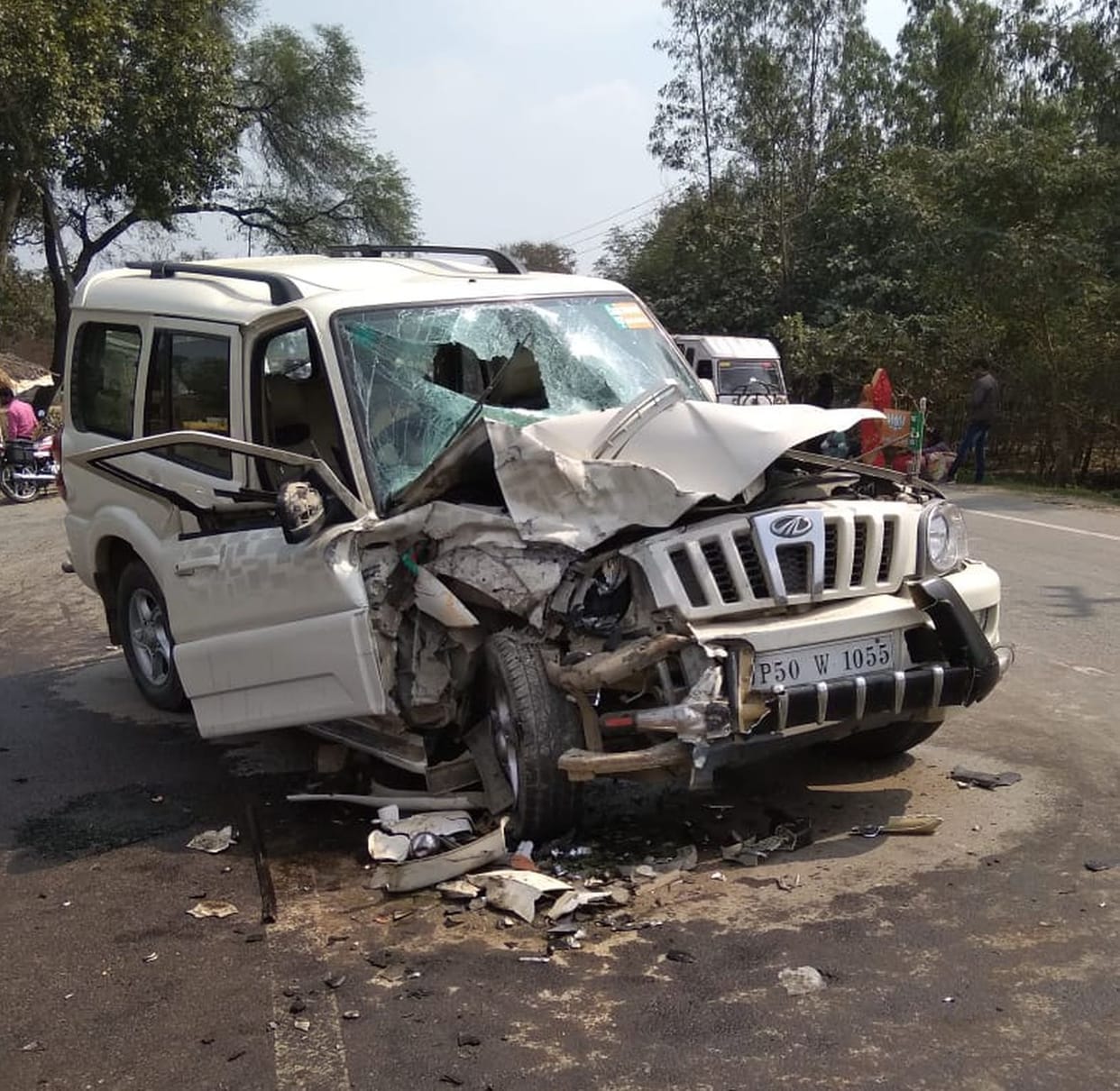 Road accident in akbarpur