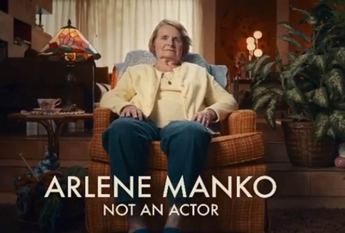DeadPool Actor Ryan Reynolds recently gave leap year baby Arlene Manko her first legal drink