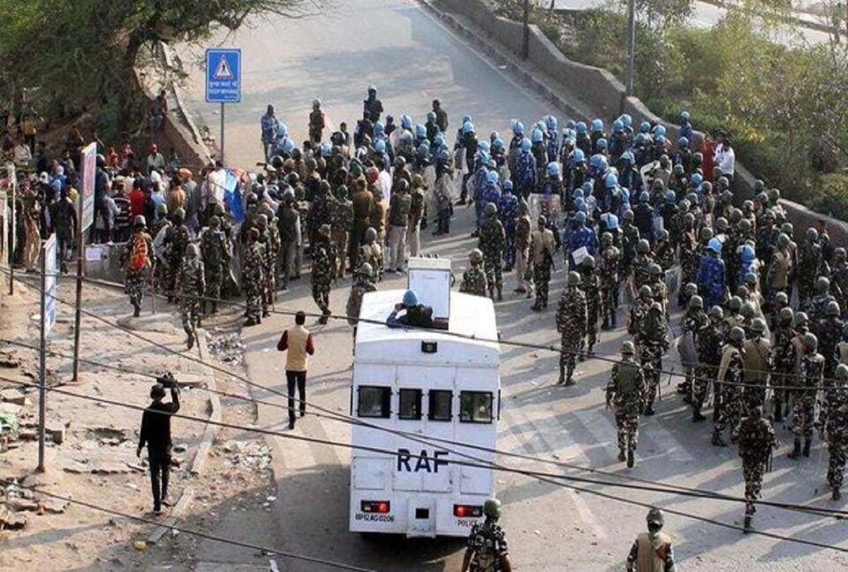 Chand Bagh bridge became Border people are afraid to visit each other area