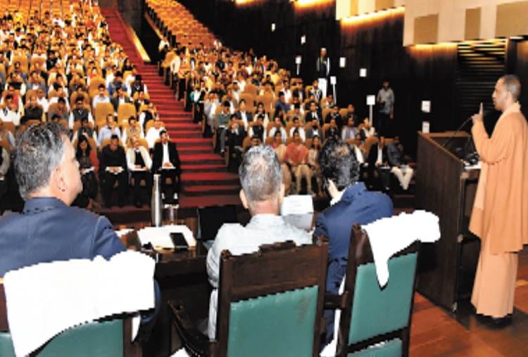 Chief minister meeting with chief development officers and panchayat raaj officers.