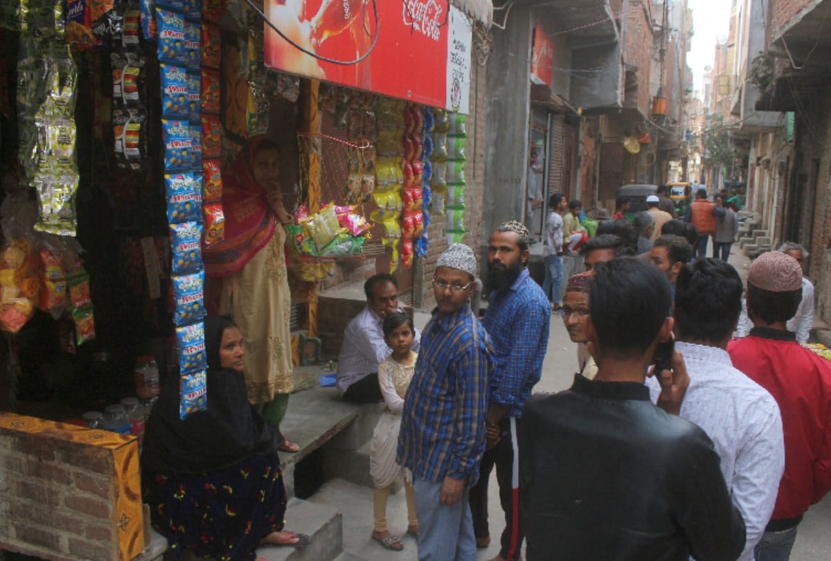 Delhi Violence: humanity again wins when muslims save temple and hindus save mosque