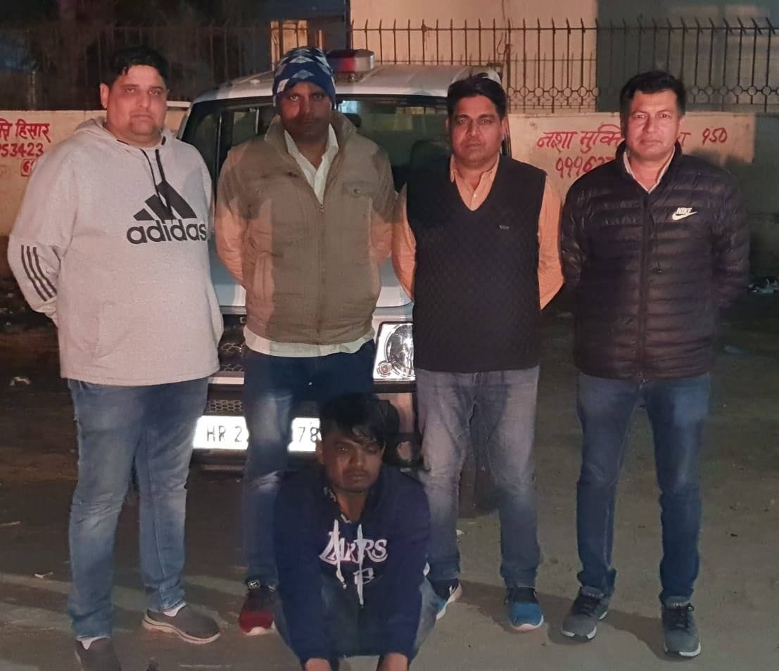 Five accused caught with 58 grams of heroin and about 1.25 kg of sawdust, fatehabad