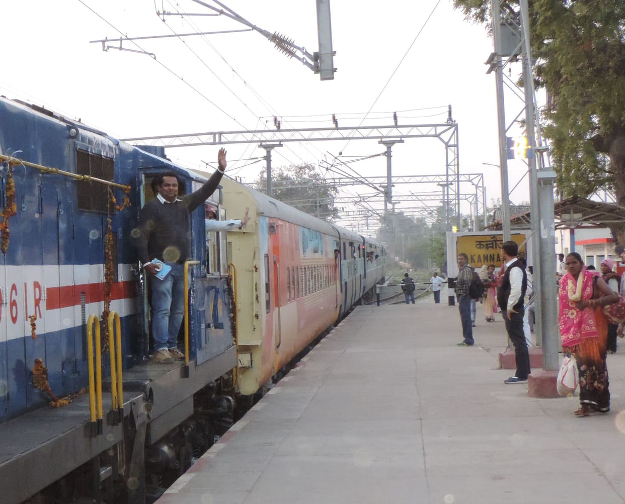 Kasganj-Anwarganj Express will be canceled for 32 days
