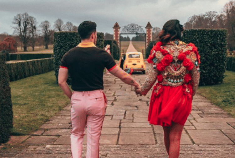 nick jonas shares priyanka chopra unseen pictures