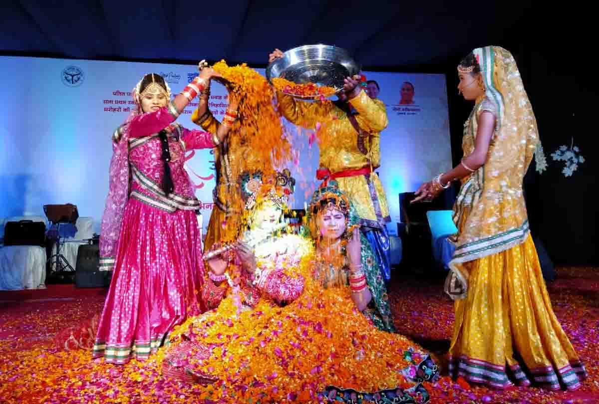 holi 2020 is celebrated in different places in India