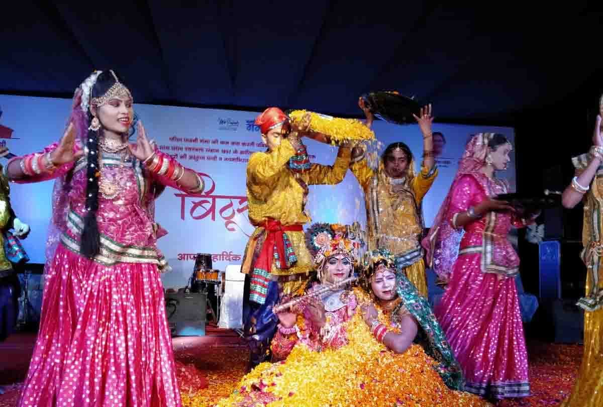 Braj's Lathmar Holi celebrates Bithoor Ganga Festival