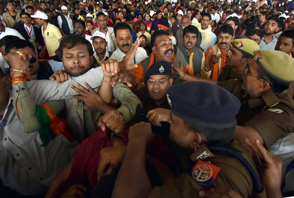 Black flag showing PM Modi in Prayagraj, stirred up, activists beaten