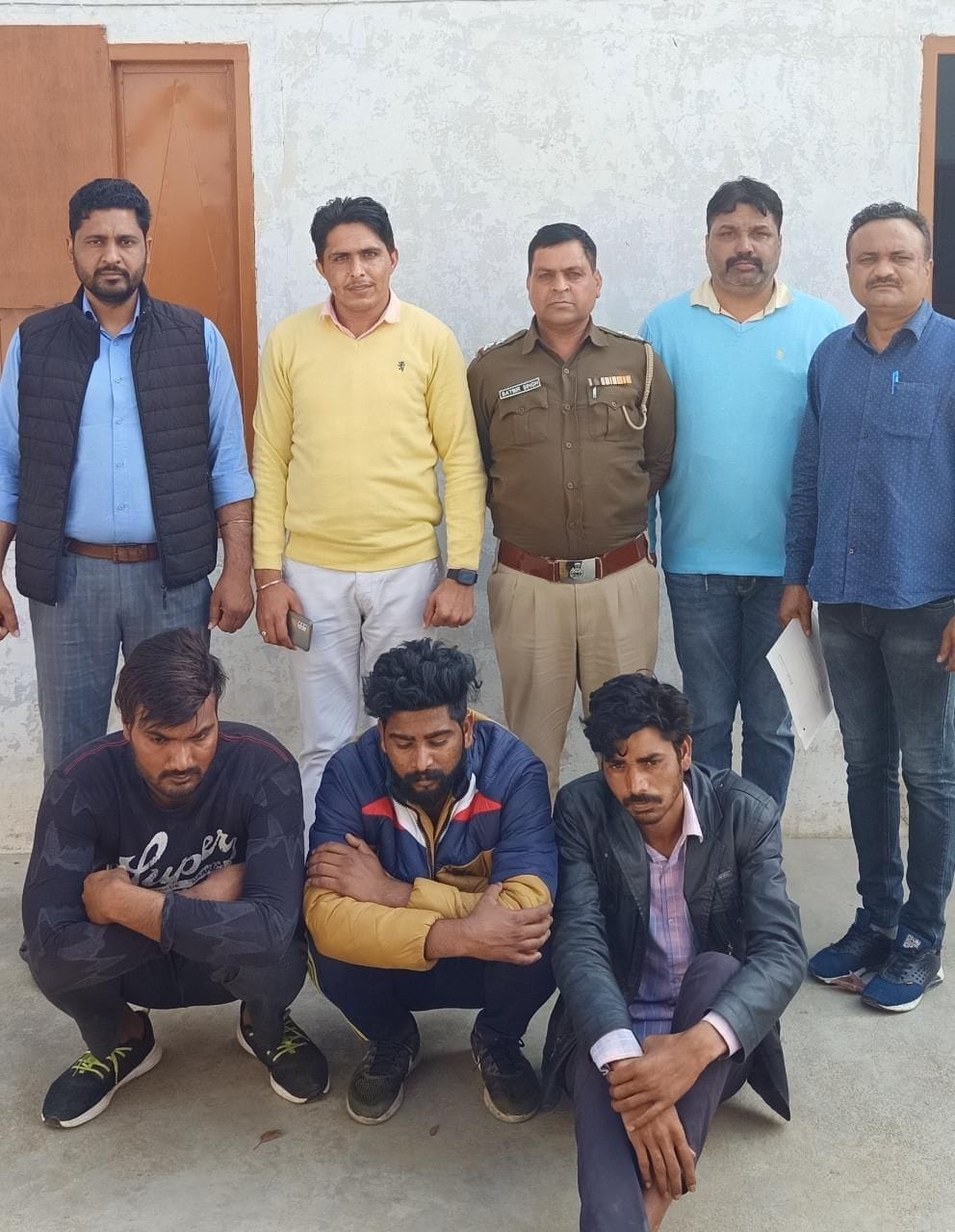 three accused of robbery arrested