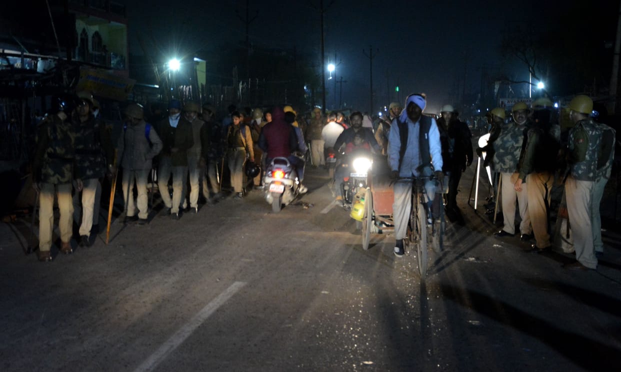 strike over ... trasnportation start on sixth day