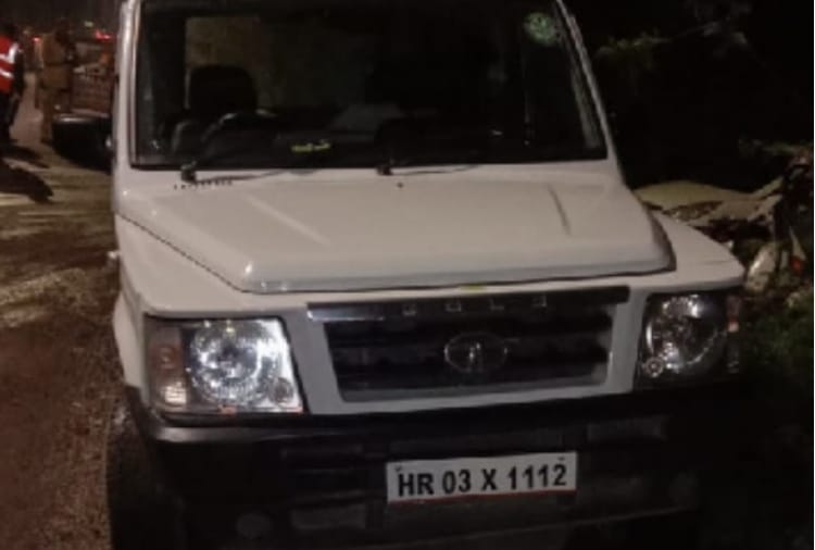 traffic police stopped, the driver said - I am CM's staff .. I will take off the uniform
