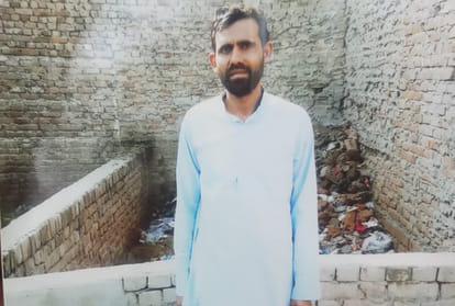 Delhi Violence update: People trying to find missing person in mortuary at GTB Nagar