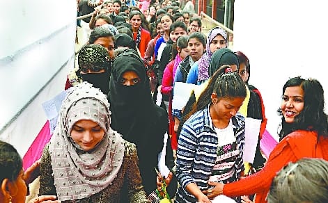 University Examination: 89 thousand imitators were caught when two thousand left the examination