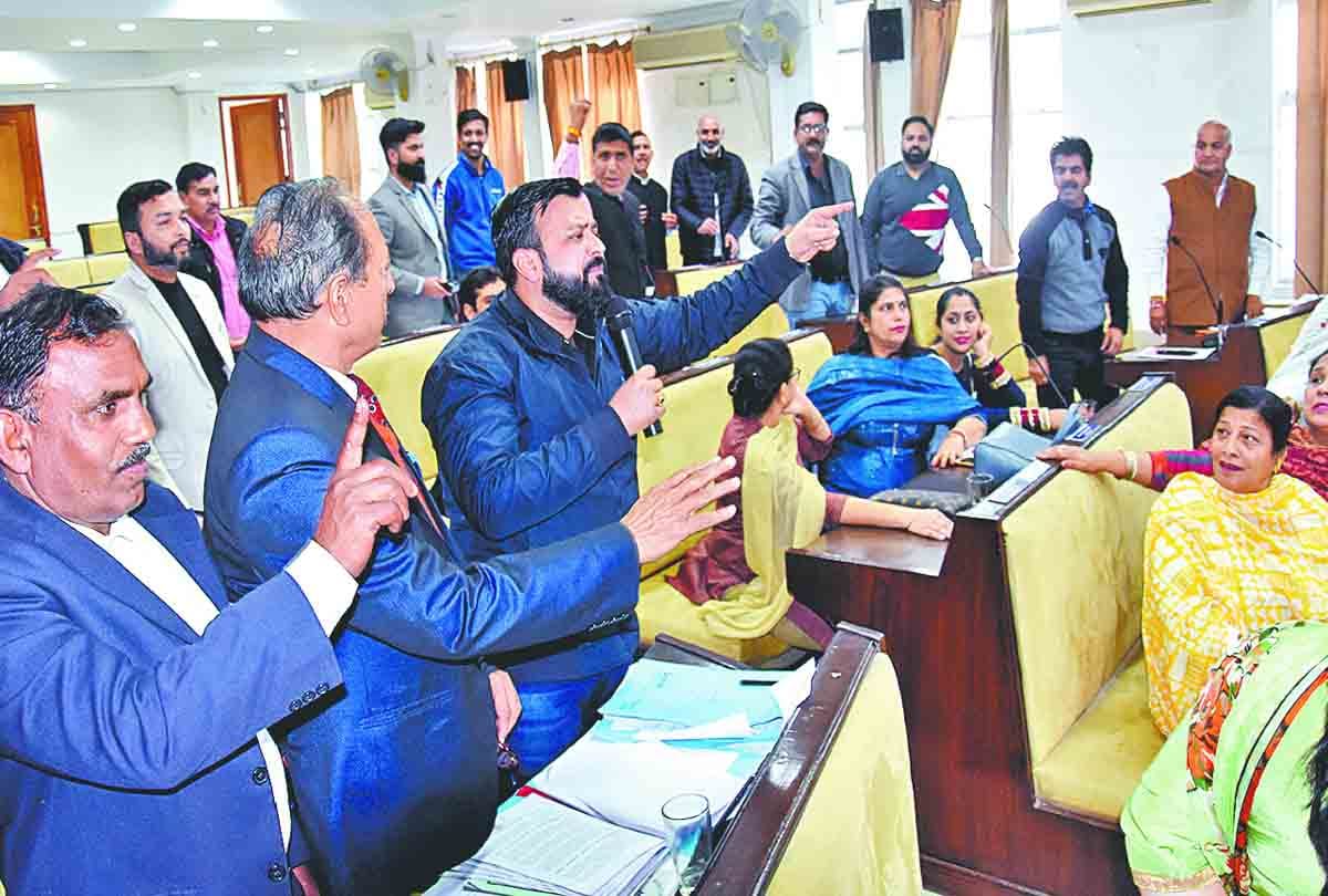 Slogans of Pakistan and PoK go in Jammu General House
