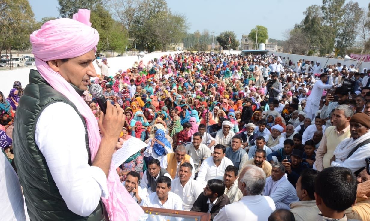 jjp did not suport bjp, surrendered : deependra