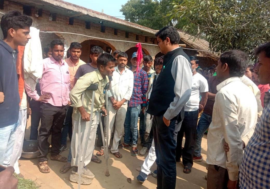 teela dhansane se yuvatee kee maut, bahan ghaayal