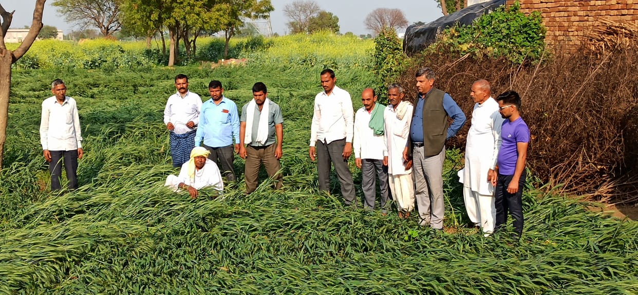 Hathras: Farmers surround RLD leader, demand for compensation