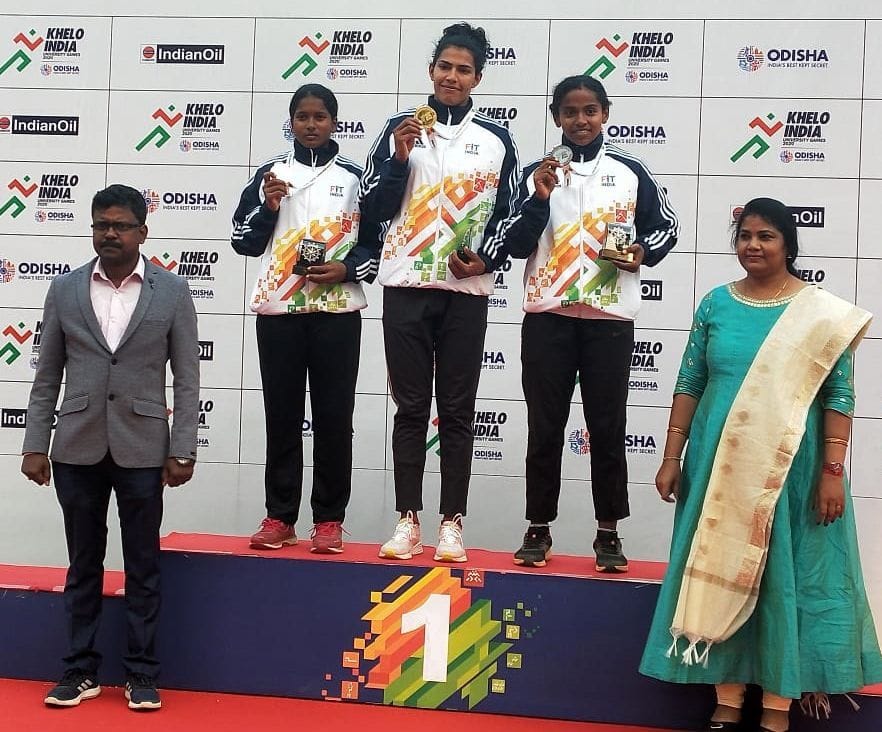 Shilpa won gold medal in khelo india