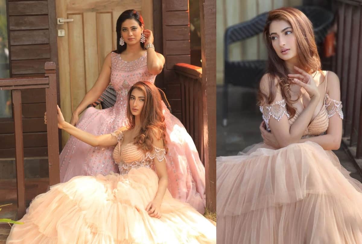shweta tiwari daughter palak tiwari look glamorous in ice blue outfit