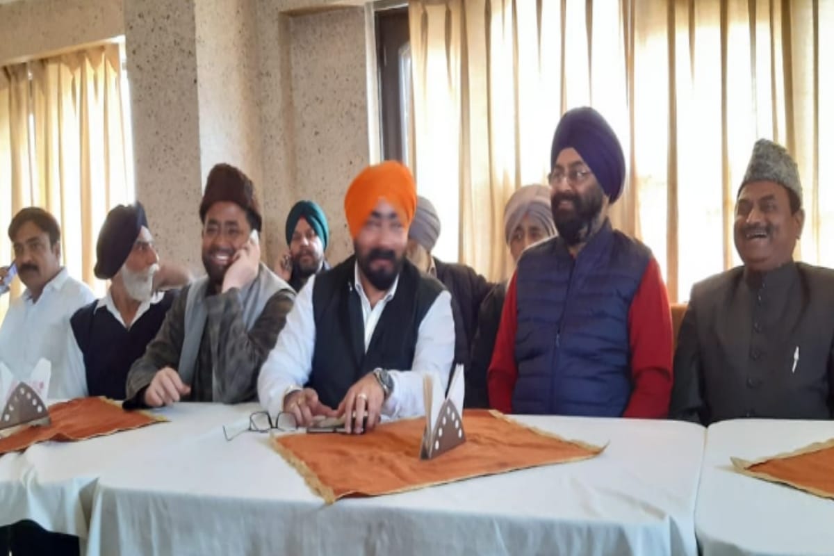 Muslim society presented example of communal harmony, mosque land and money returned to Sikh society
