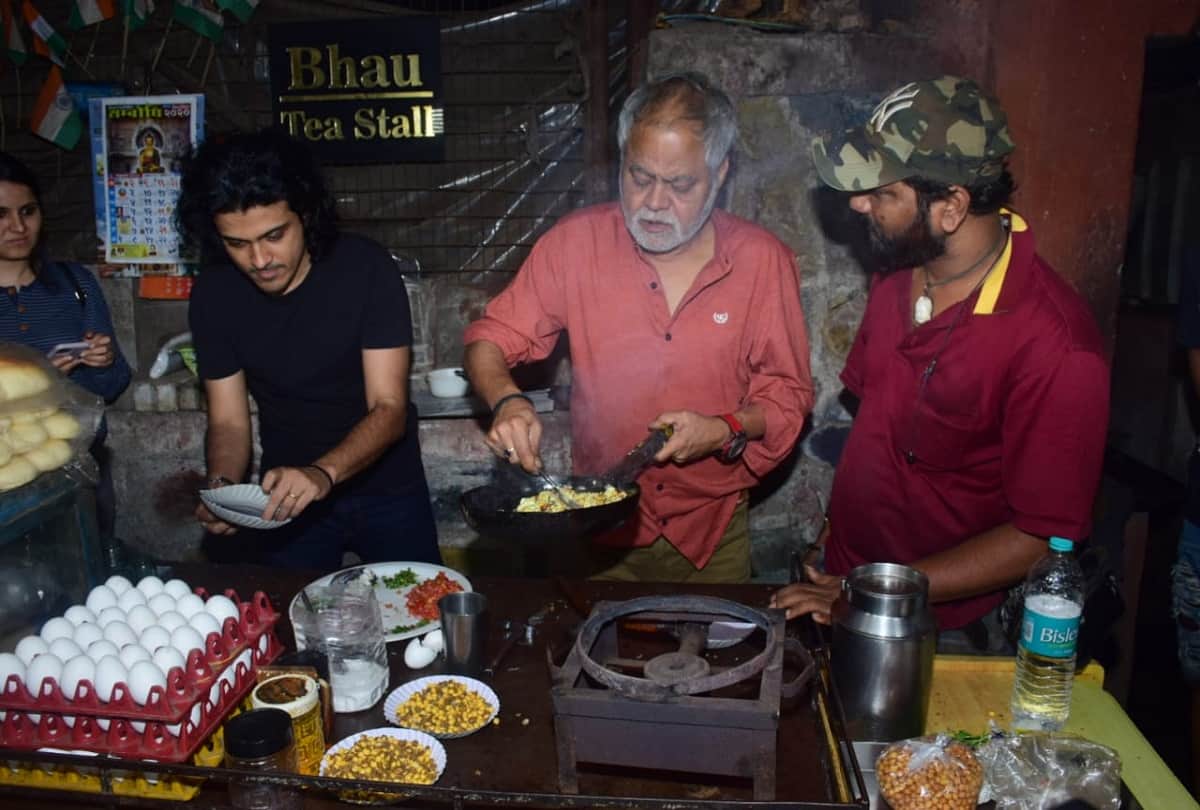 Sanjay Mishra made Anda Pav to sell the film of Shahrukhs company, Eros refused to release