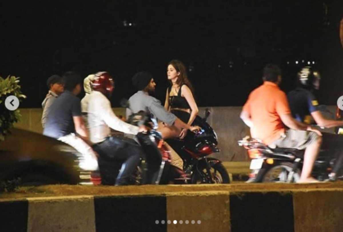 vijay devarakonda start shooting his bollywood debut with ananya panday pics viral